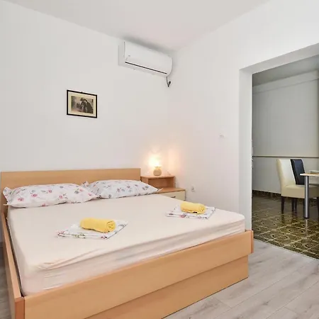 Apartments Makarska Gudelj Cvitan Extérieur photo