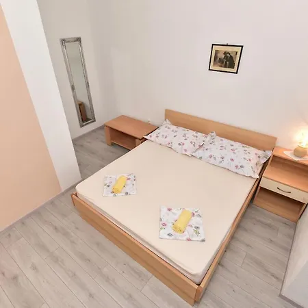 Apartments Makarska Gudelj Cvitan Extérieur photo