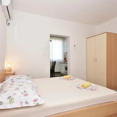 Apartments Makarska Gudelj Cvitan Extérieur photo