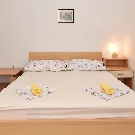 Apartments Makarska Gudelj Cvitan Extérieur photo