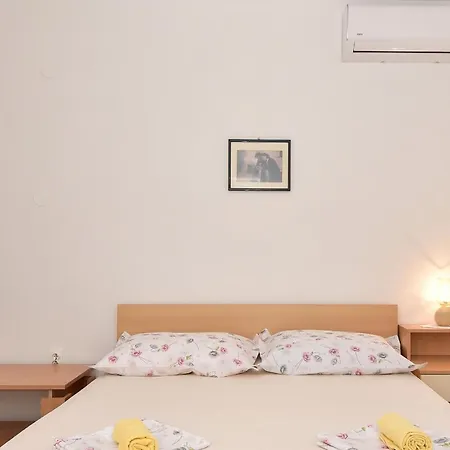Apartments Makarska Gudelj Cvitan Extérieur photo